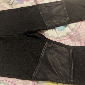 Absolutely adorable/leather leggings